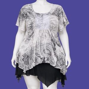 Early 2000s Whimsical Grey and White Paisley Fairy Top